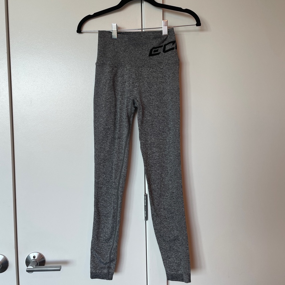 ECHT Apparel Grey Scrunch Butt Leggings